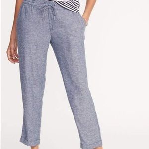 Linen crop pants - great for travel
